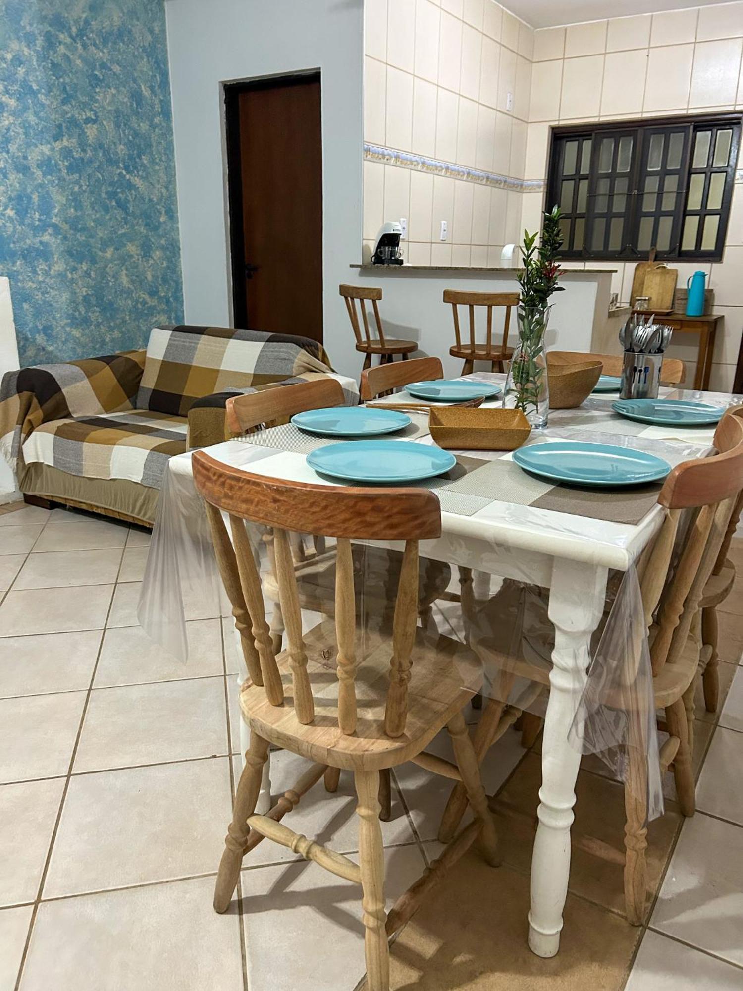 A 500 M Maranduba, Casa 2 Quartos Em Holiday home